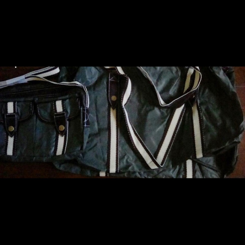 NWT 2 piece Travel Bags